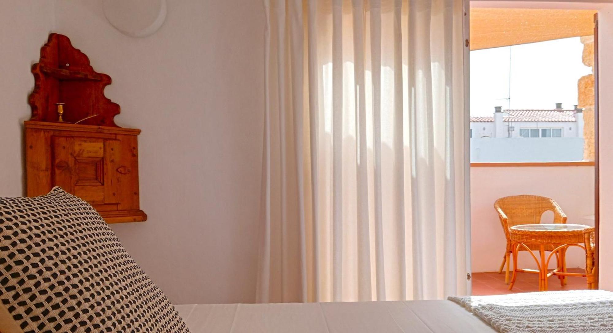 Hotel 3A Ease Of Living Ciutadella  Zimmer foto