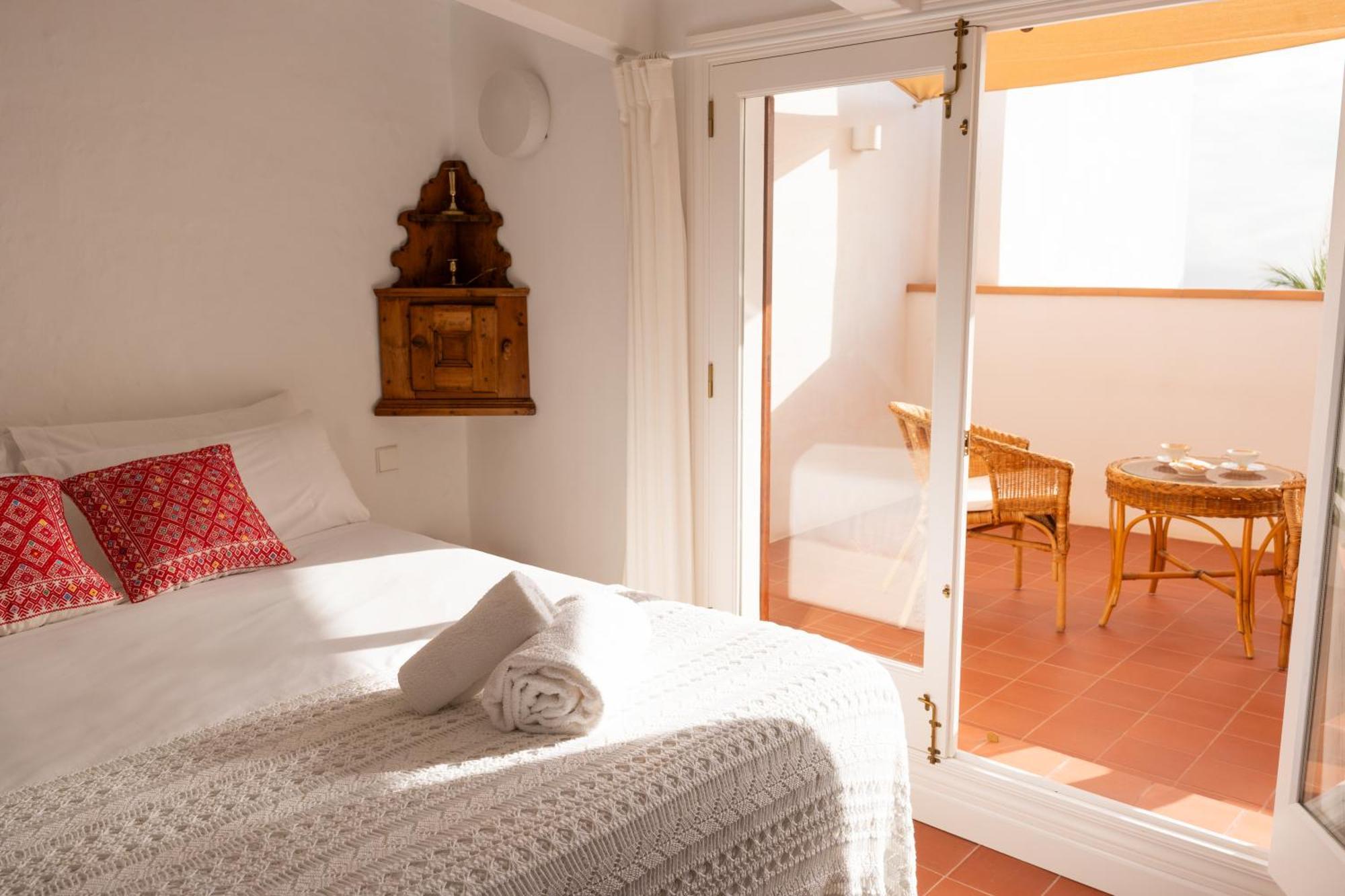 Hotel 3A Ease Of Living Ciutadella  Zimmer foto
